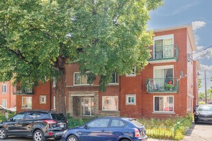 11940 Michel-Sarrazin Rue in Montréal, QC - Building Photo