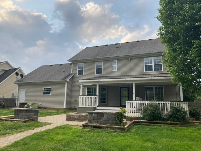 564 Sunningdale Way in Elizabethtown, KY - Building Photo - Building Photo