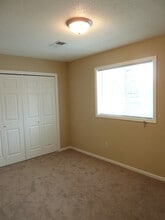 585 Belland Ave in Vadnais Heights, MN - Building Photo - Building Photo