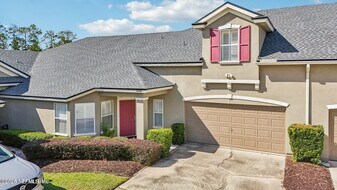1860 Copper Stone Drive in Fleming Island, FL - Building Photo
