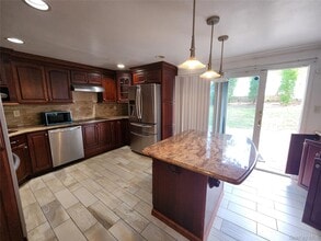 55 Holiday Park Dr in Centereach, NY - Building Photo - Building Photo