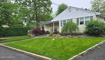 3204 Fairmont Ave in Ocean Township, NJ - Building Photo