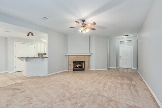 AVAILABLE AUGUST 2026 - Charming 3 bed/ 2 in Bryan, TX - Building Photo - Building Photo