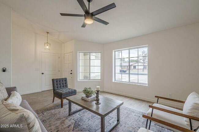 3203 E Dover St in Mesa, AZ - Building Photo - Building Photo