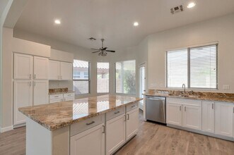 23602 North 21st St in Phoenix, AZ - Building Photo - Building Photo