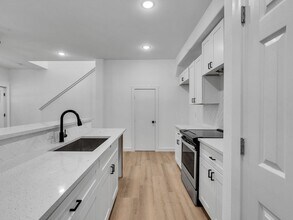 8627 Homewood Ln in Houston, TX - Building Photo - Building Photo