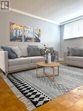 9A Winfield Ave in Toronto, ON - Building Photo - Building Photo