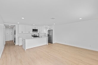 4722 68th St in San Diego, CA - Building Photo - Building Photo