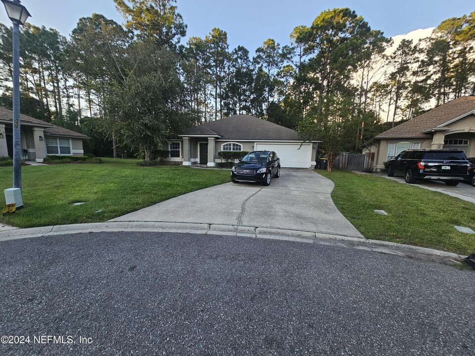 345 Fort Milton Dr in Jacksonville, FL - Building Photo