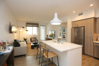 Marisol Apartments in Carlsbad, CA - Building Photo - Interior Photo