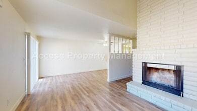 2735 Fowler Rd in Ceres, CA - Foto de edificio - Building Photo