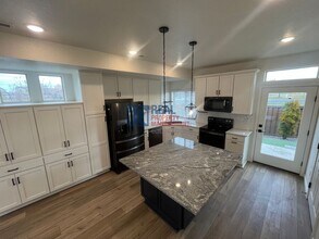 3650 Pinonwood Ct in Johnstown, CO - Building Photo - Building Photo