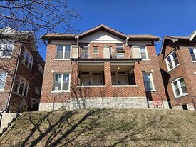 3143 Halliday Ave in St. Louis, MO - Building Photo