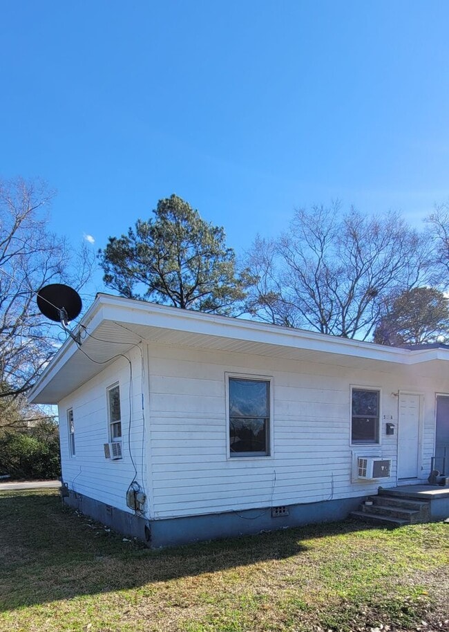 property at 537 Contentnea Ave