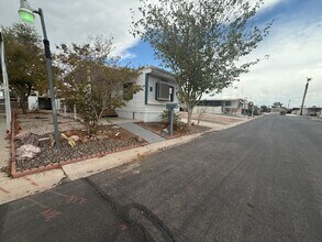 3601 E Wyoming Ave in Las Vegas, NV - Building Photo - Building Photo