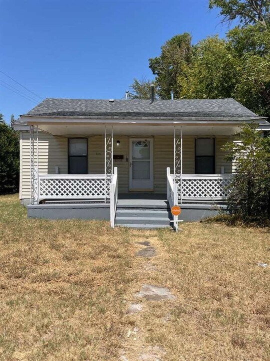 815 SW H Ave in Lawton, OK - Building Photo