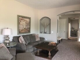 5924 Bluestone Way, Unit 5924 Bluestone Way in Lewis Center, OH - Building Photo