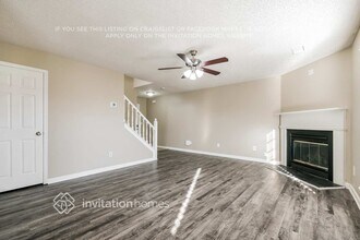 3547 Brookstone Way in Union City, GA - Foto de edificio - Building Photo