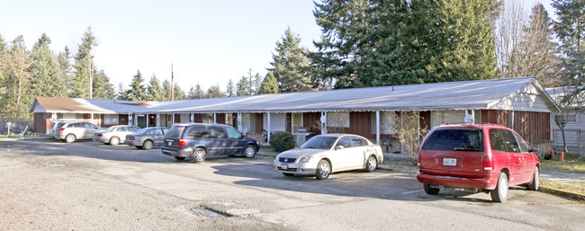 Edgewood Apartments in Puyallup, WA - Foto de edificio - Building Photo