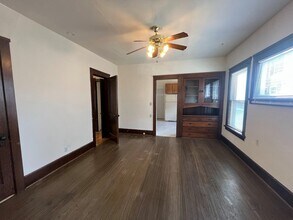 108 S Bassett St, Unit #1 in Madison, WI - Building Photo - Building Photo