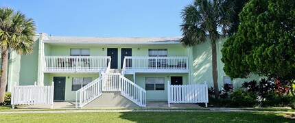 Marina Vista in Daytona Beach, FL - Building Photo - Building Photo