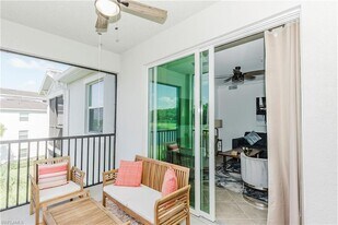 6034 National Blvd in Ave Maria, FL - Building Photo