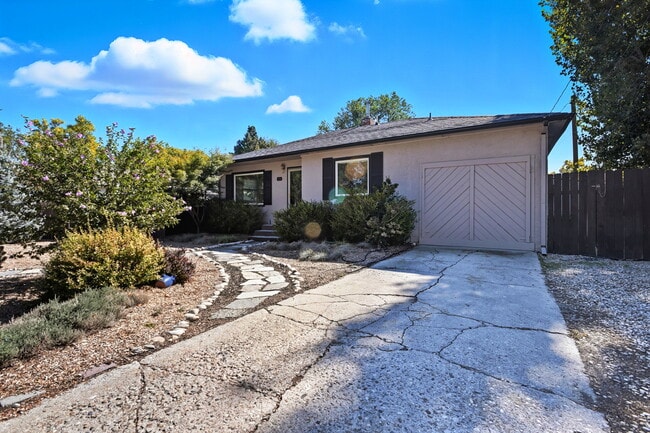 3209 W Plant Dr in Boise, ID - Building Photo - Building Photo