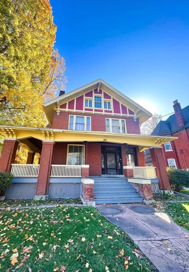 property at 1650 Vermont St