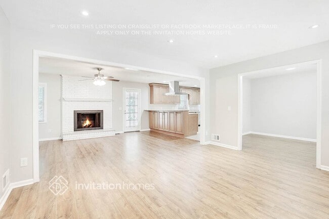 107 Blueberry Trail in Lilburn, GA - Foto de edificio - Building Photo