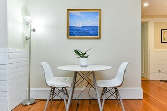 49 Beacon St in Boston, MA - Building Photo - Building Photo