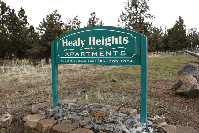 Healy Heights Apartments in Bend, OR - Building Photo - Building Photo