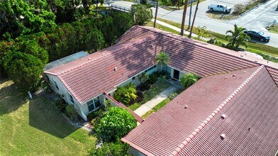 2291 Pueblo Ln in Sarasota, FL - Building Photo - Building Photo