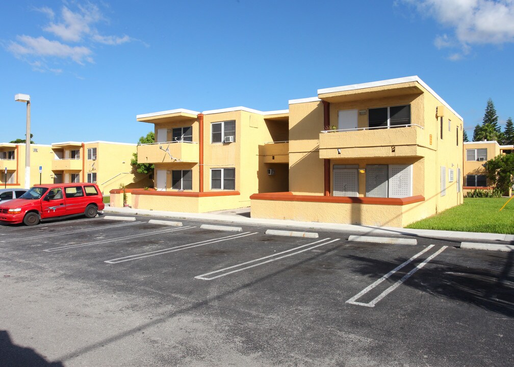 Annie Coleman Site 14 in Miami, FL - Building Photo