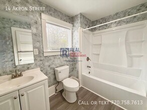 14 Akron St in Cartersville, GA - Building Photo - Building Photo