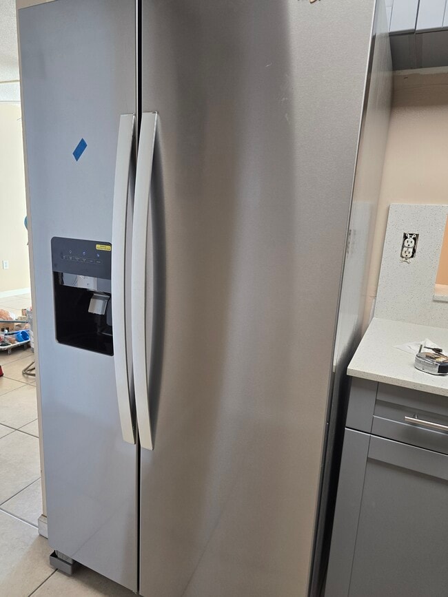 11750 SW 18th St, Unit 403-1 in Miami, FL - Building Photo - Building Photo