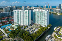 Peninsula I in Aventura, FL - Building Photo - Building Photo