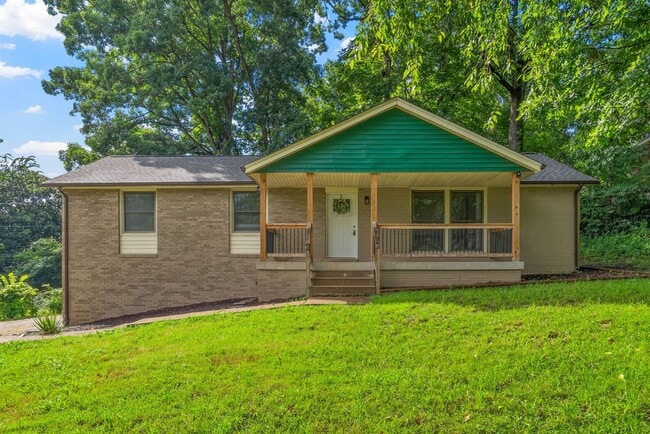 209 Downer Dr