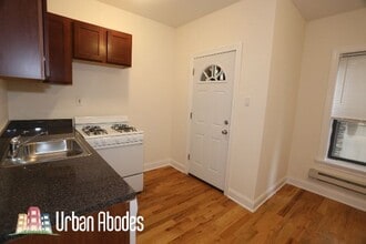3829 N Fremont St, Unit M09B in Chicago, IL - Foto de edificio - Building Photo