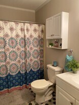 516 Maplewood Ave in Mohnton, PA - Building Photo