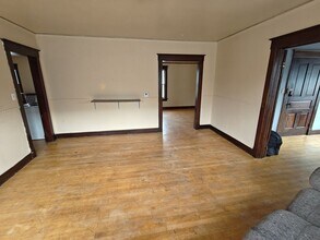 1118 S 14th St in Manitowoc, WI - Building Photo - Building Photo
