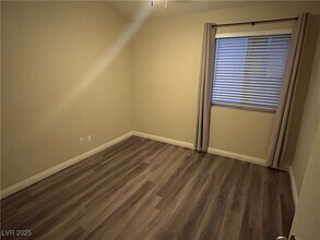 8148 Tone St in Las Vegas, NV - Building Photo - Building Photo