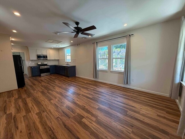 property at 400 Todhunter Ave