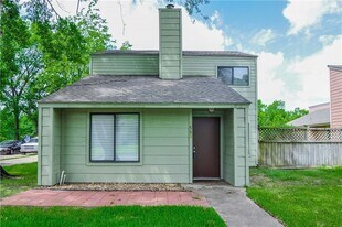 1506 Lemon Tree Ln in College Station, TX - Building Photo