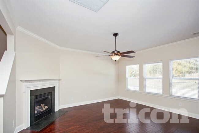 1716 Hartford Ln in Mount Juliet, TN - Foto de edificio - Building Photo