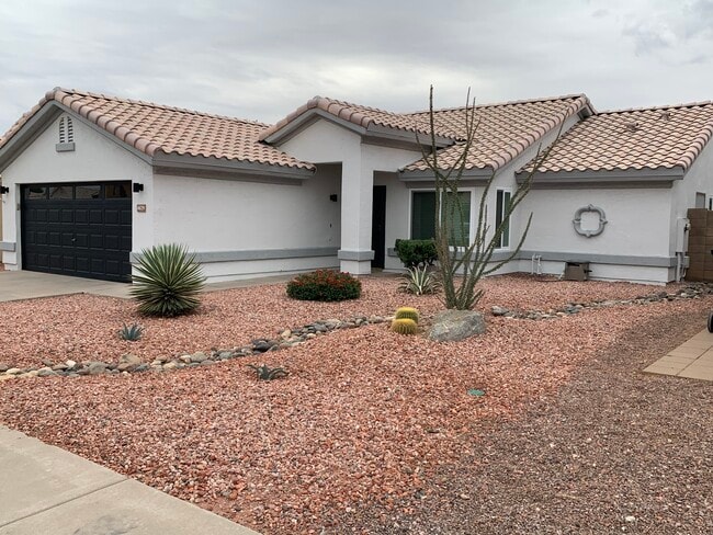 4629 E Lavender Ln in Phoenix, AZ - Foto de edificio - Building Photo