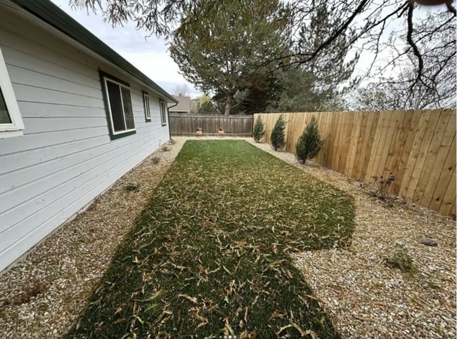 7337 W Desert Ave in Boise, ID - Building Photo - Building Photo