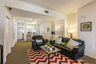 385 Rent in Tallahassee, FL - Building Photo - Building Photo