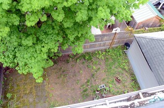 217 Willow Ave, Unit 3 in Somerville, MA - Building Photo - Building Photo