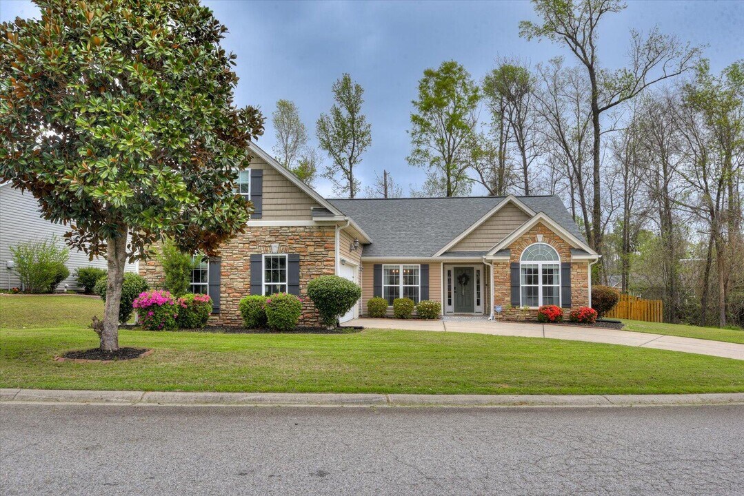 1212 Stone Meadows Ct in Grovetown, GA - Building Photo