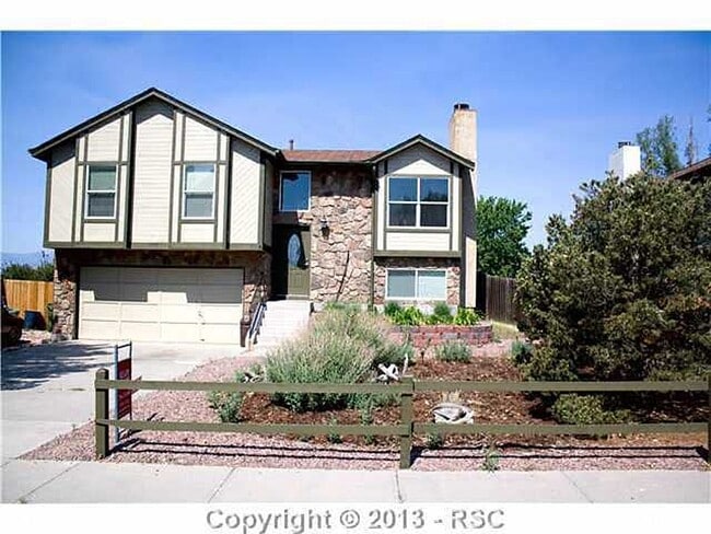 property at 6850 Sagewood Ct